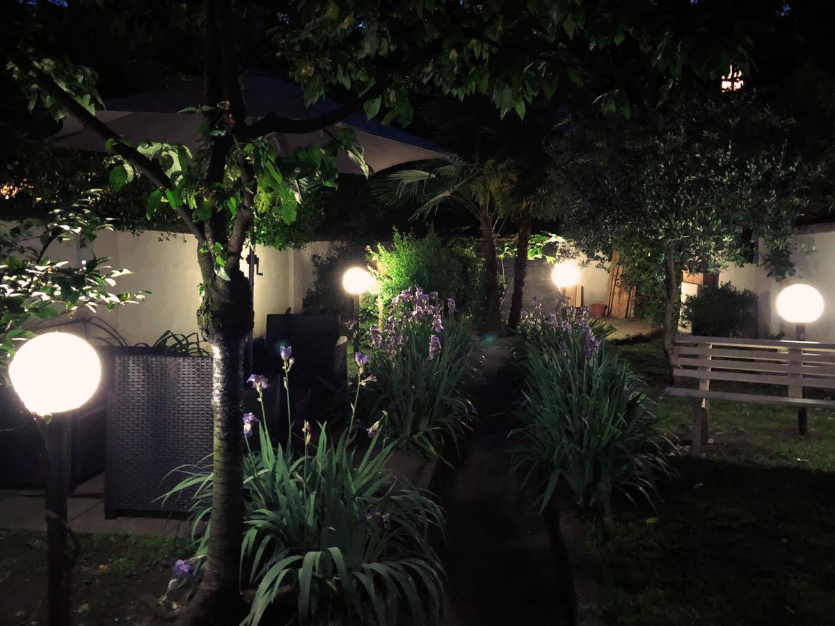 Hotel Due Giardini Milão Exterior foto